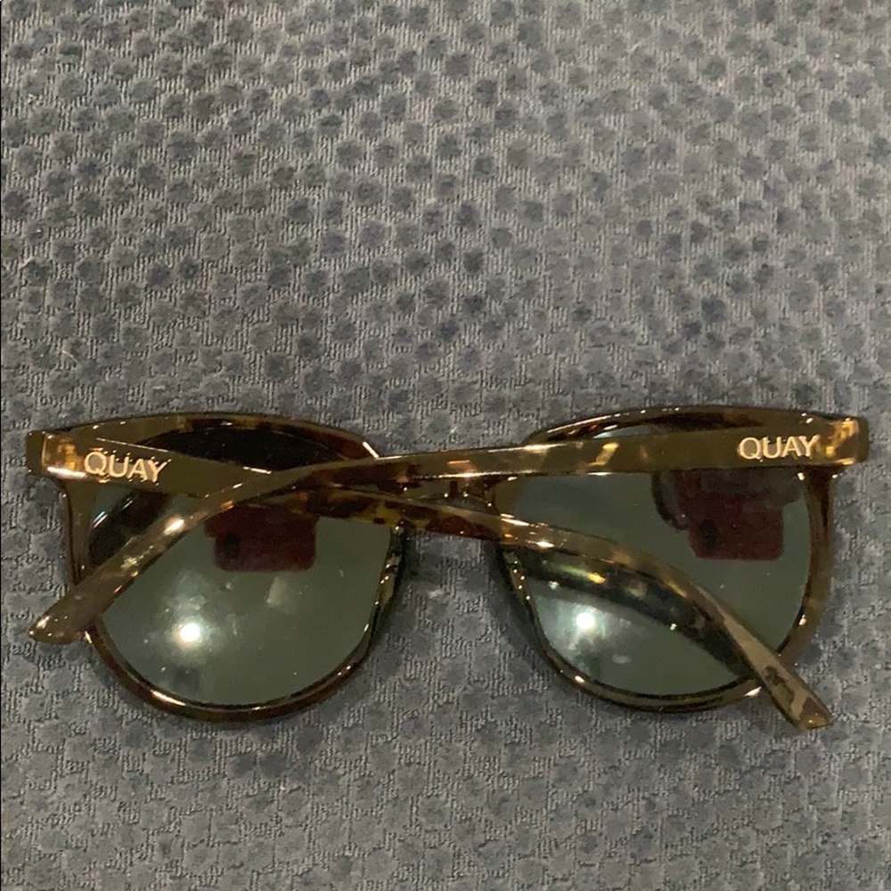 Quay Sunglasses - Picture 2 of 2